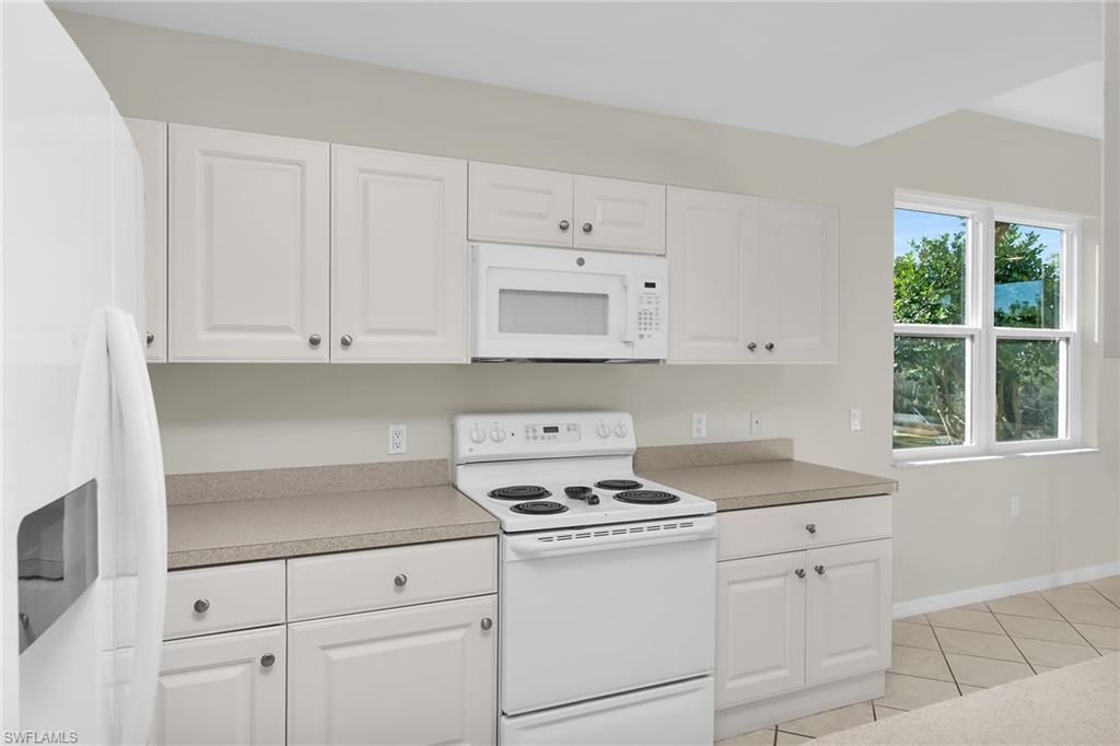 HAWK'S NEST - Residential