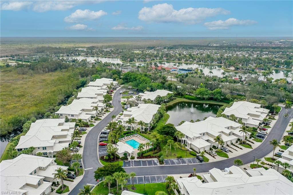 HAWK'S NEST - Residential