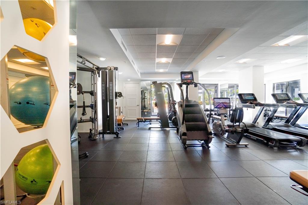 ELEVEN ELEVEN CENTRAL - Residential