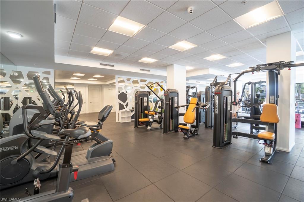 ELEVEN ELEVEN CENTRAL - Residential