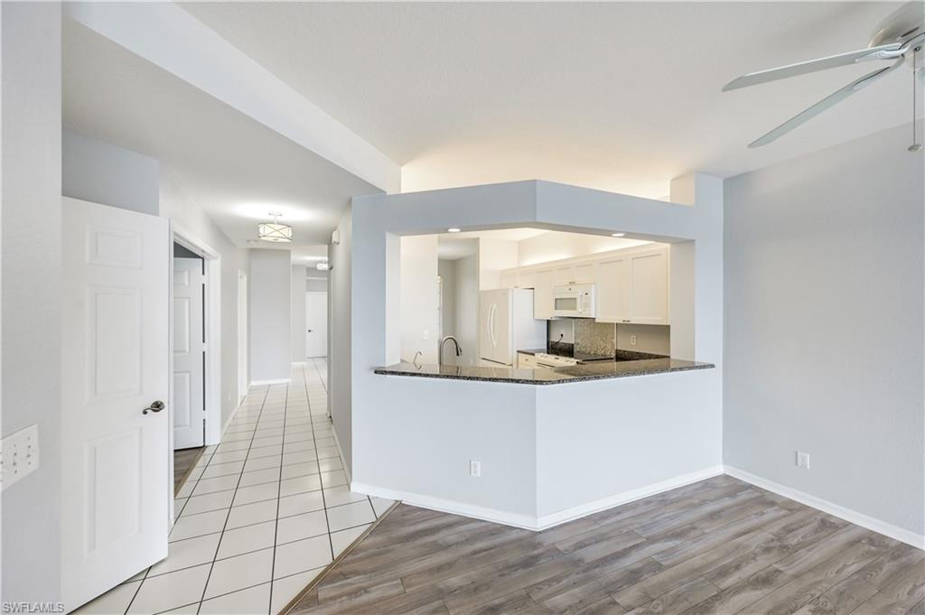 CROWN POINTE SHORES - Residential