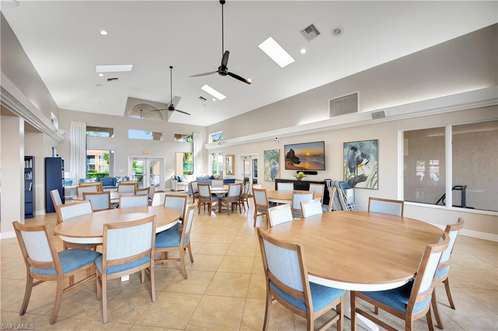 CROWN POINTE SHORES - Residential