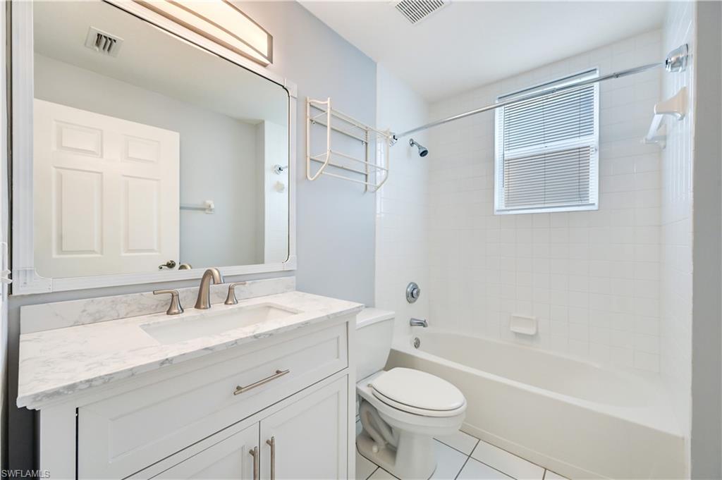 CROWN POINTE SHORES - Residential