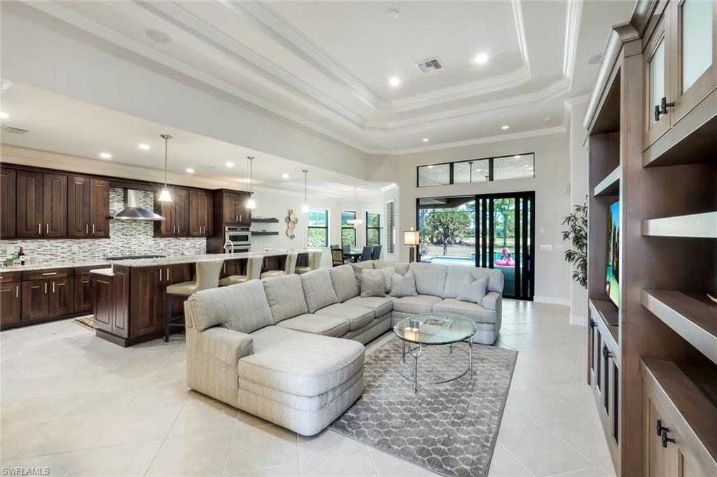 CORDOVA AT SPANISH WELLS - Residential