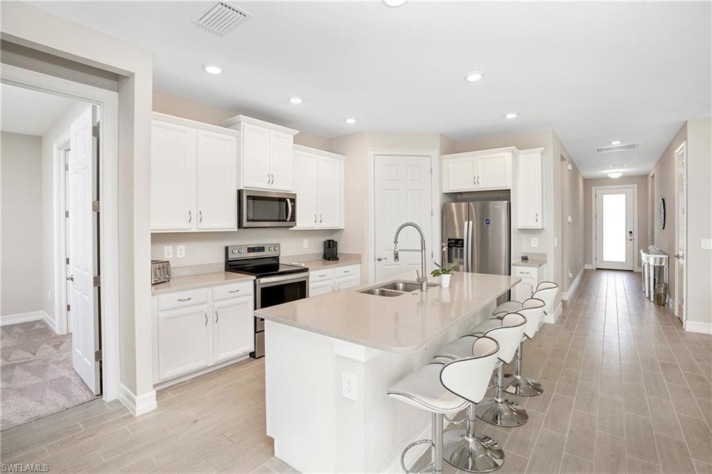 HALFMOON POINT - Residential Lease