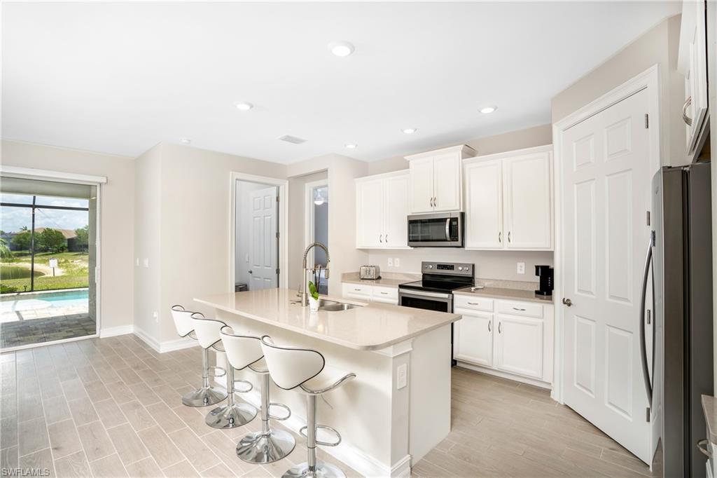 HALFMOON POINT - Residential Lease