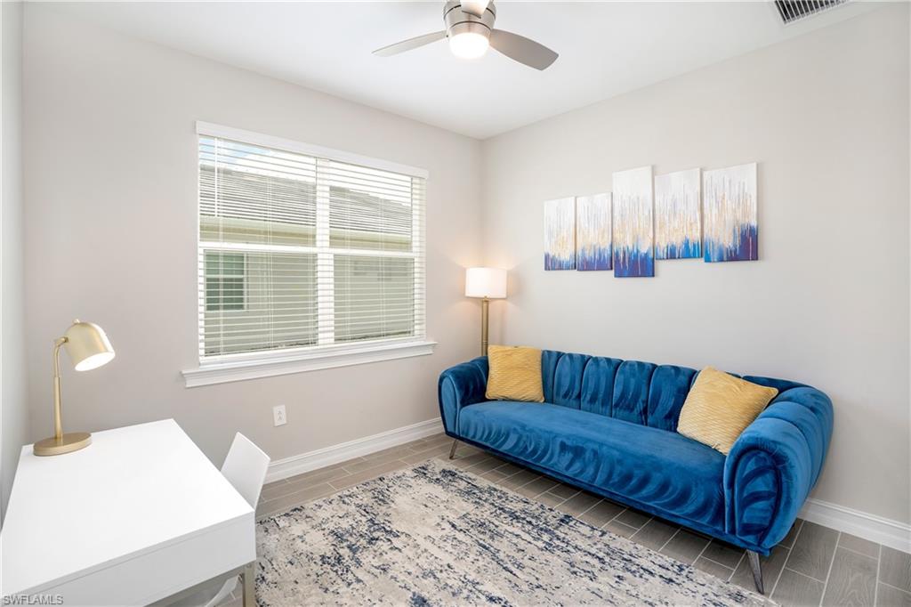 HALFMOON POINT - Residential Lease