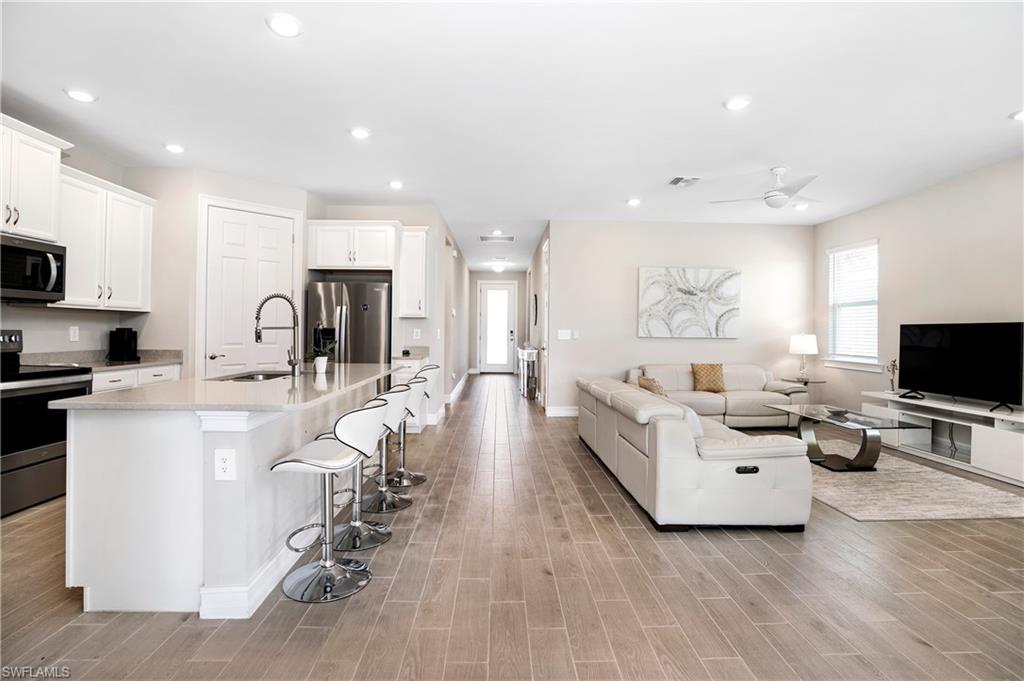 HALFMOON POINT - Residential Lease