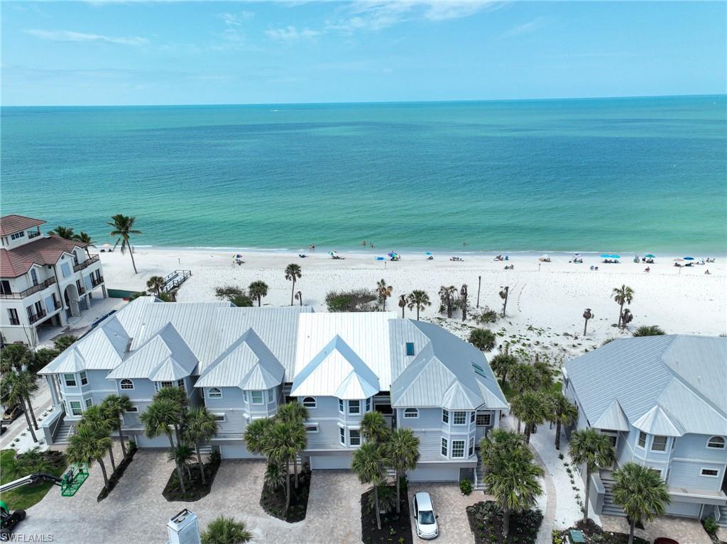 VILLAS AT BAREFOOT BEACH - Residential