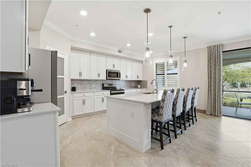 BONITA SPRINGS GOLF & COUNTRY CLUB - Residential