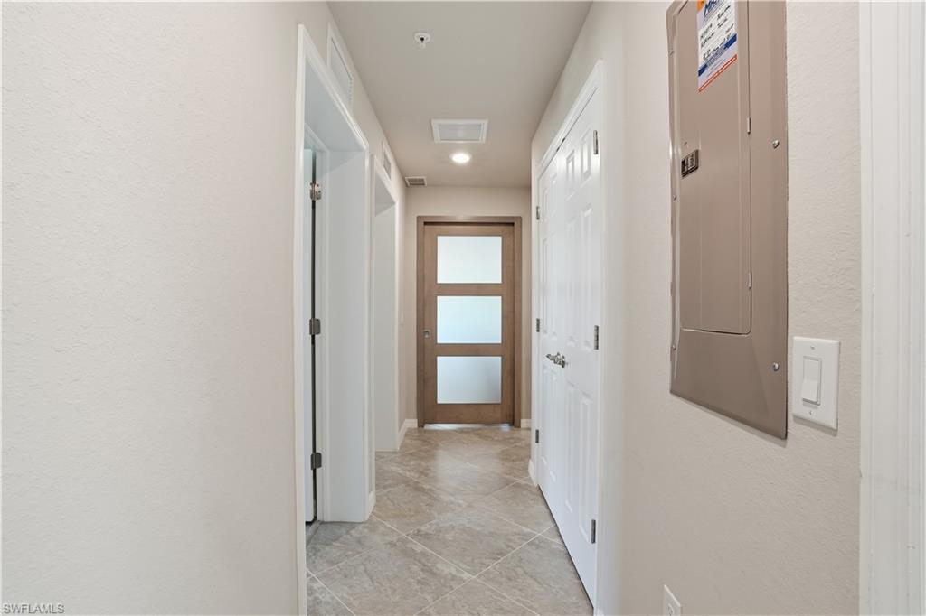 BONITA SPRINGS GOLF & COUNTRY CLUB - Residential