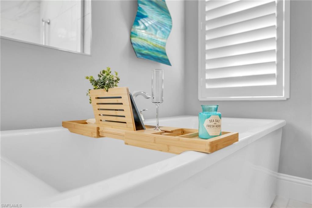 ISLES OF COLLIER PRESERVE - Residential