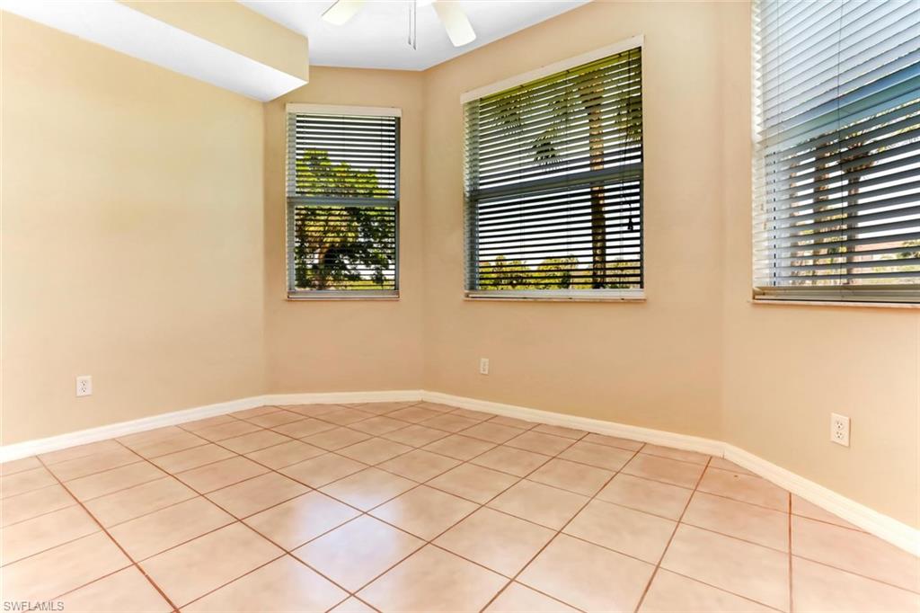 CLUBHOUSE VILLAS - Residential