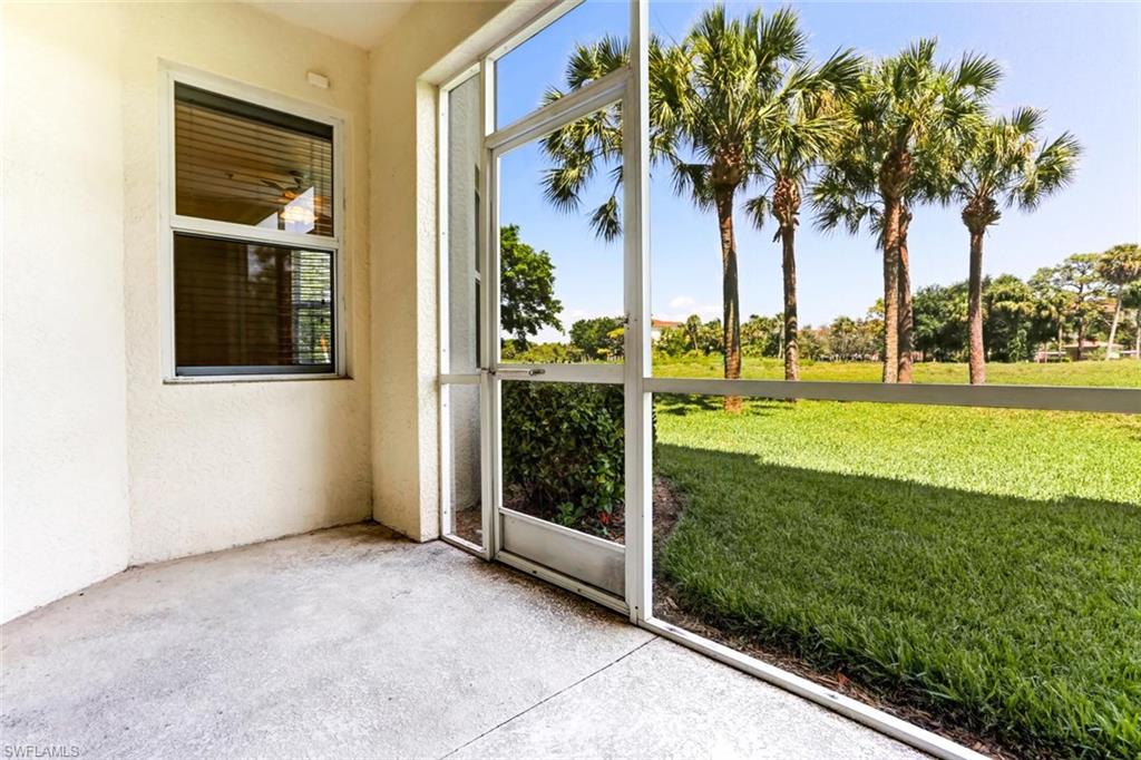 CLUBHOUSE VILLAS - Residential