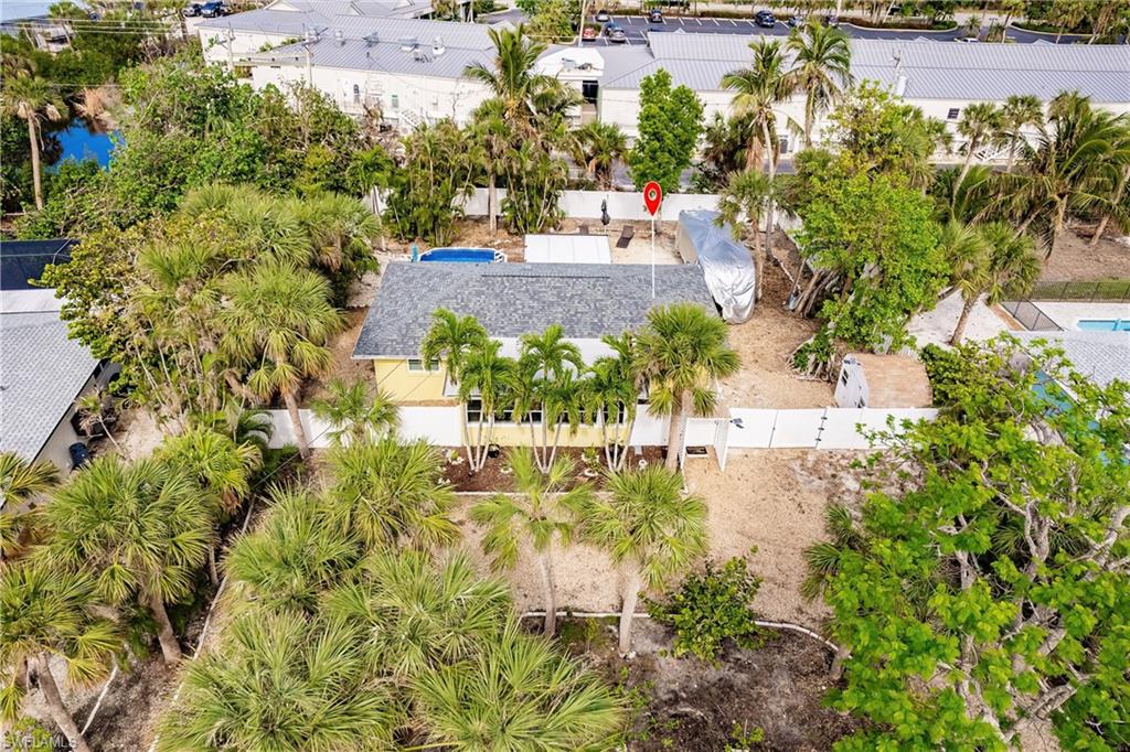 SANIBEL LAKE ESTATES - Residential