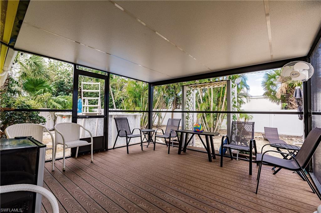 SANIBEL LAKE ESTATES - Residential