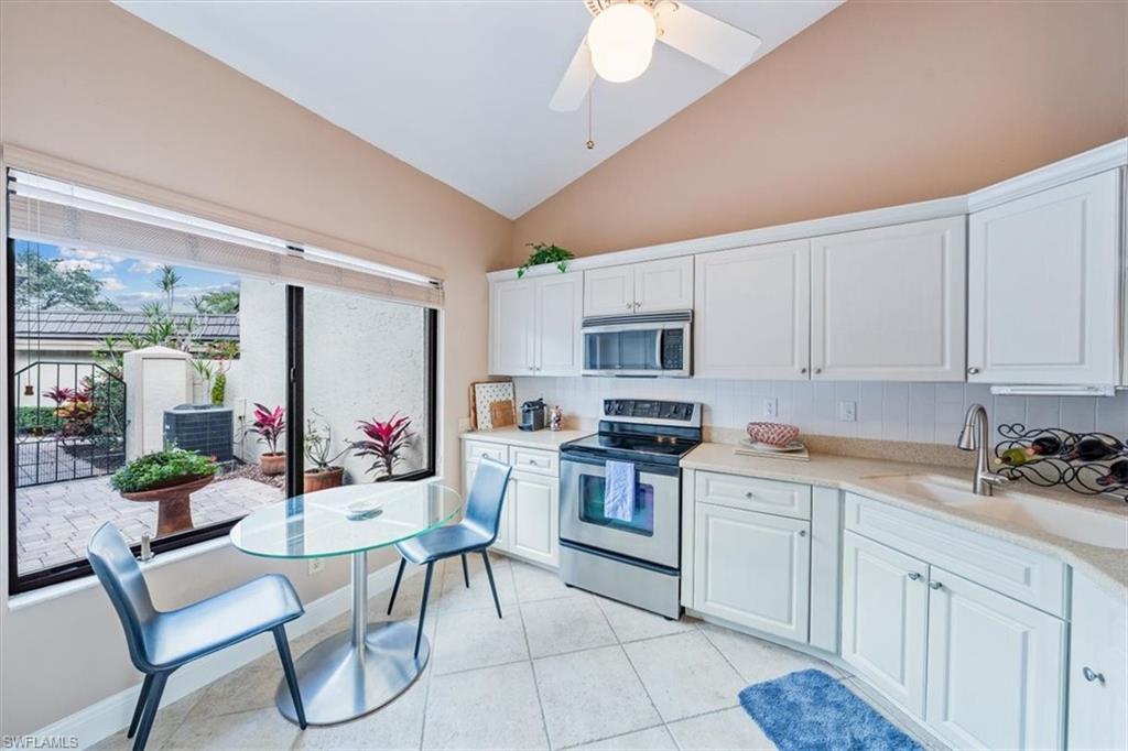 BEARS PAW VILLAS - Residential