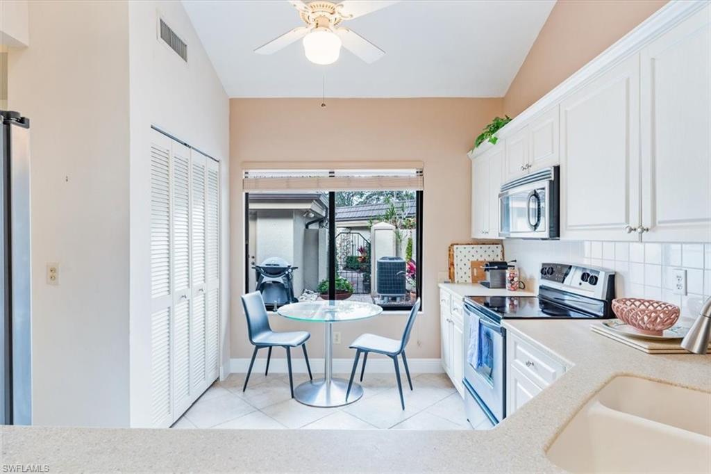 BEARS PAW VILLAS - Residential