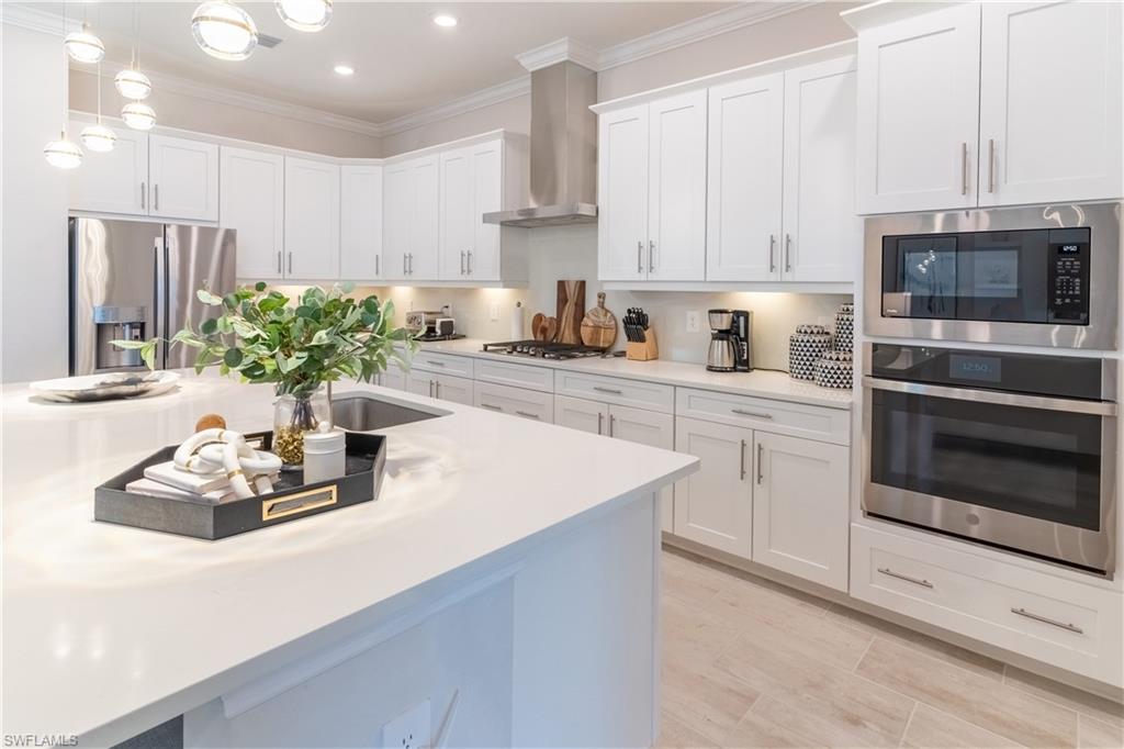 VISTA WILDBLUE - Residential Lease