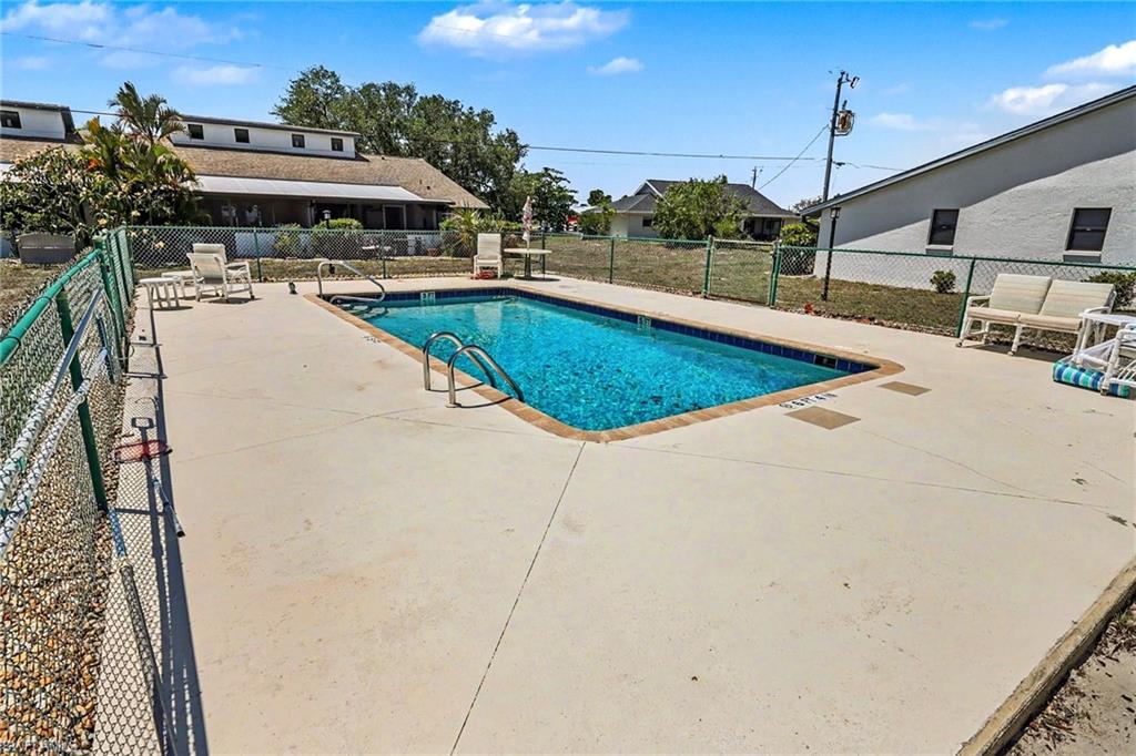 PATIO VILLAS OF CAPE CORAL - Residential