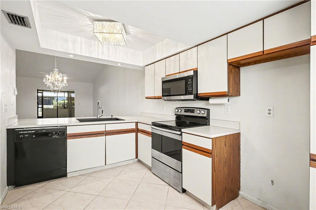 PATIO VILLAS OF CAPE CORAL - Residential