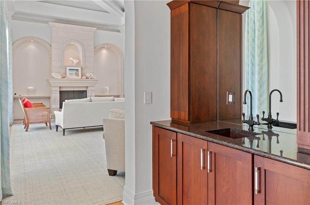 QUAIL WEST - Residential