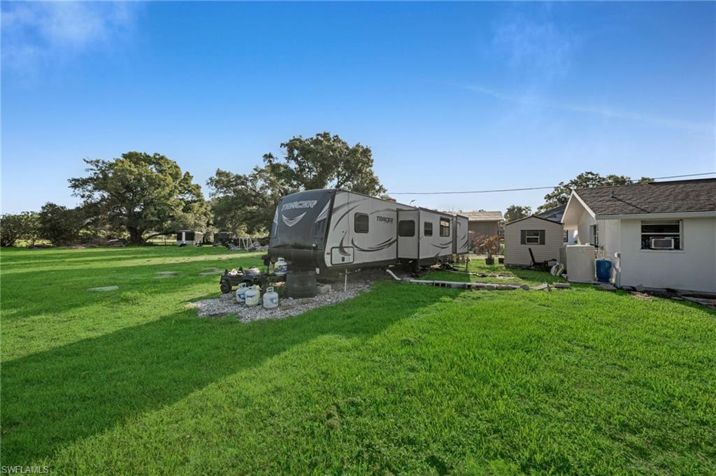 BUCKINGHAM - Residential