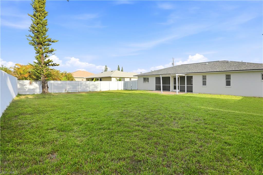 CAPE CORAL - Residential