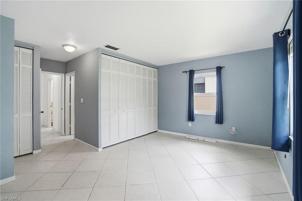 MARCO BEACH - Residential