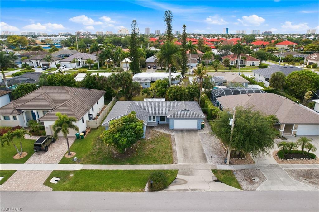 MARCO BEACH - Residential