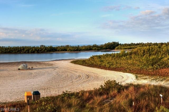 MARCO BEACH - Residential