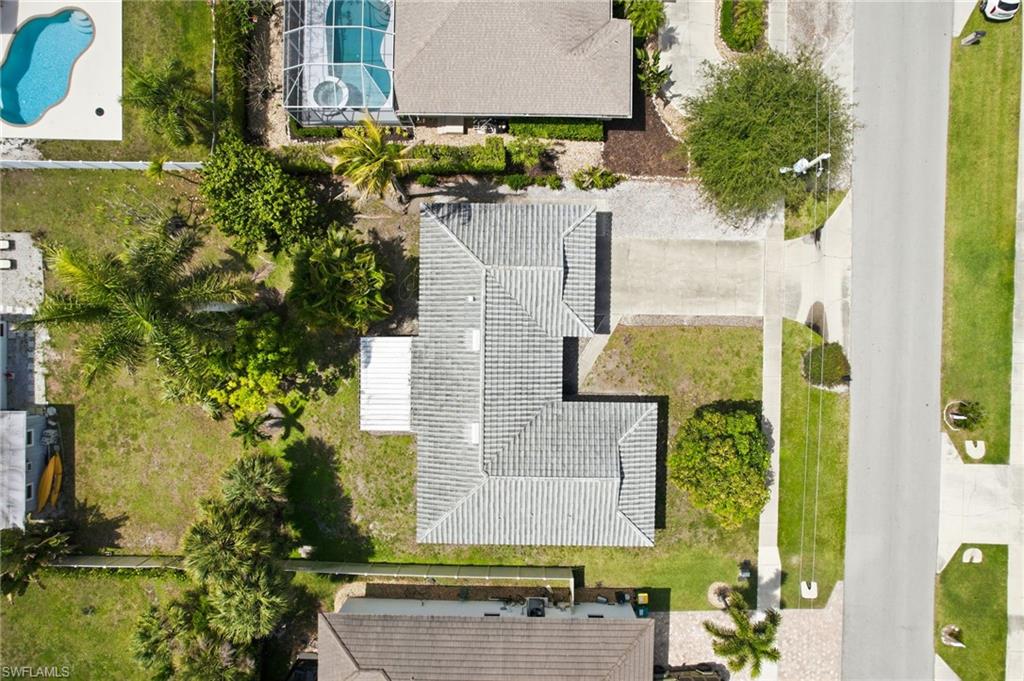 MARCO BEACH - Residential