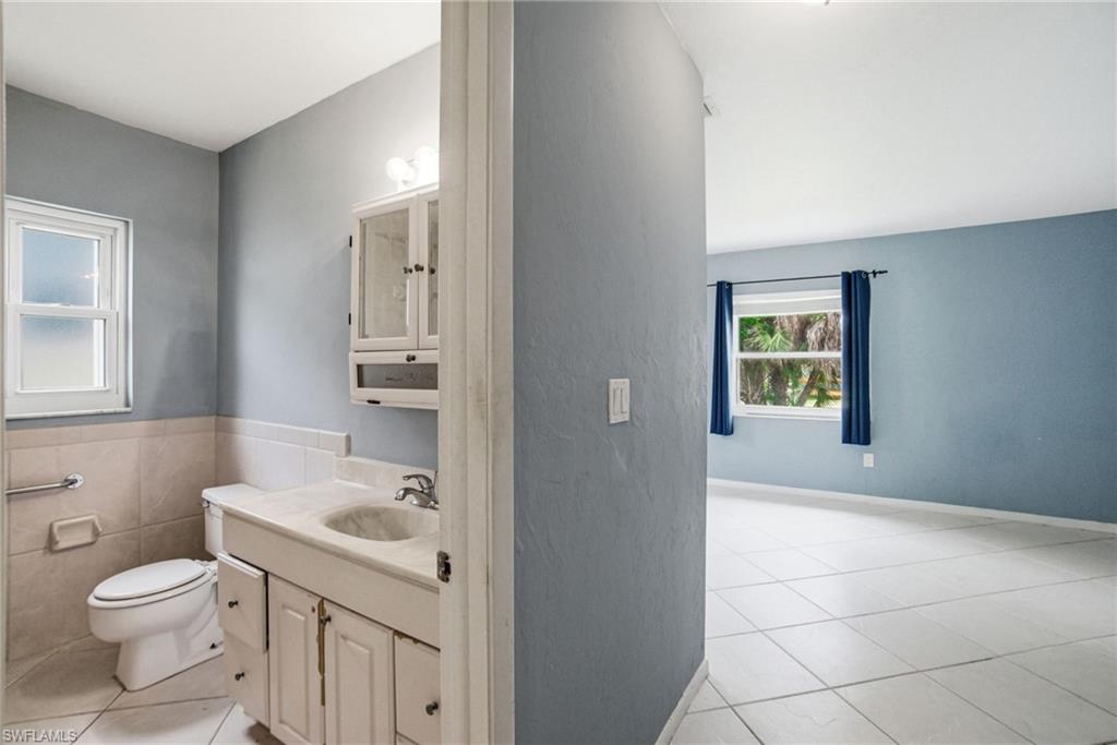 MARCO BEACH - Residential