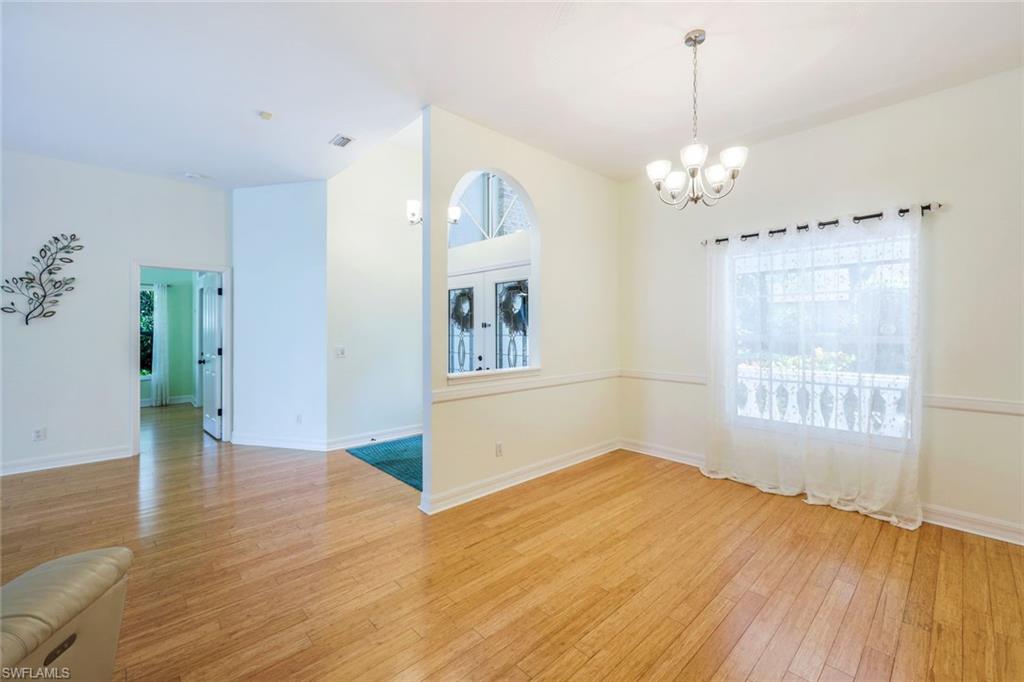 LAUREL OAKS - Residential