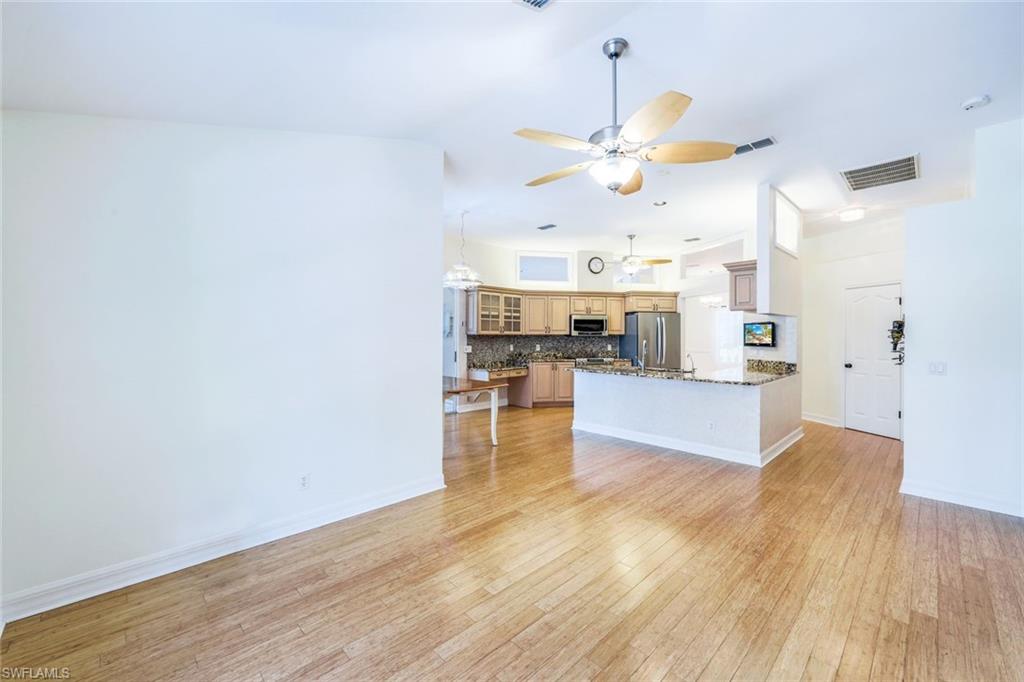 LAUREL OAKS - Residential