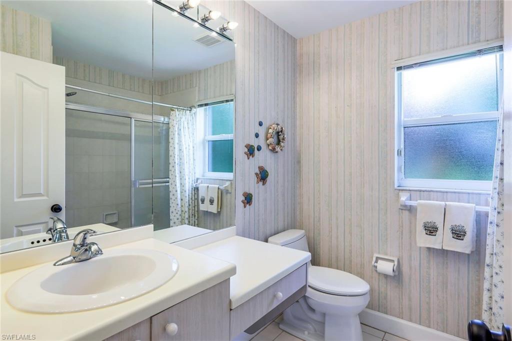 LAUREL OAKS - Residential