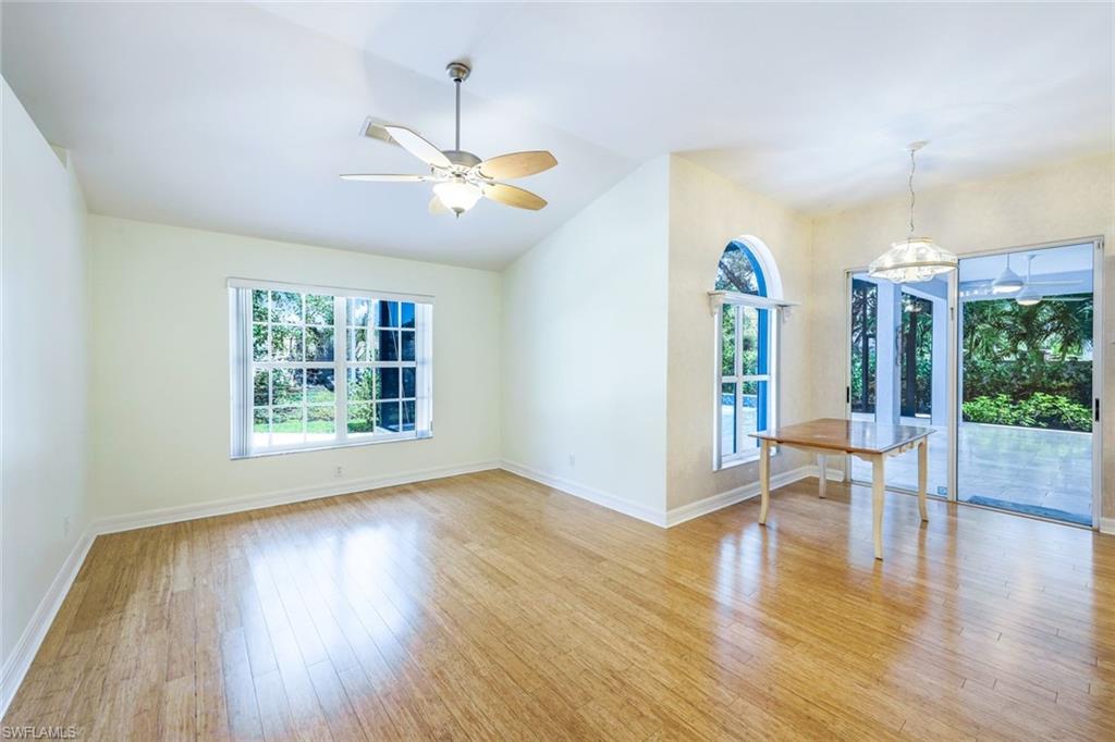 LAUREL OAKS - Residential