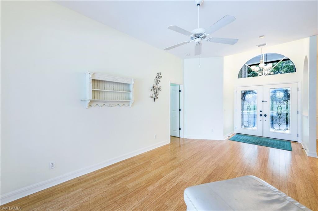 LAUREL OAKS - Residential