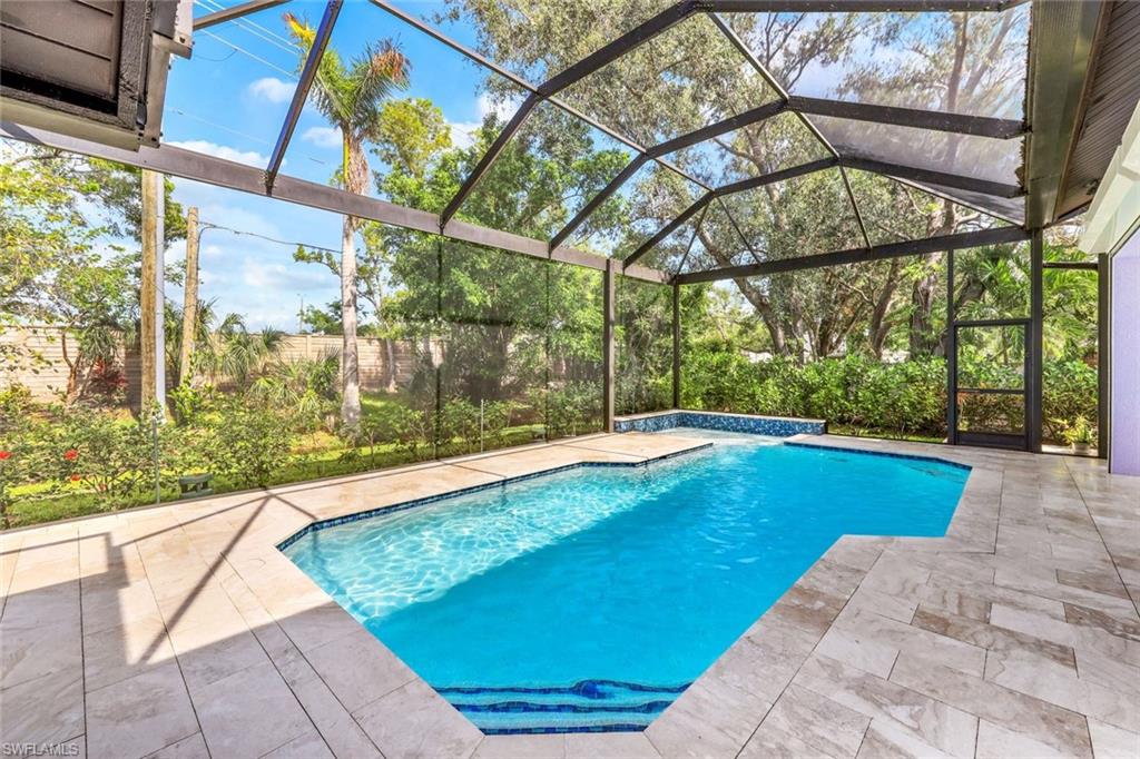 LAUREL OAKS - Residential