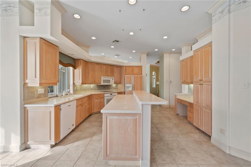 12022 Mahogany Isle LN