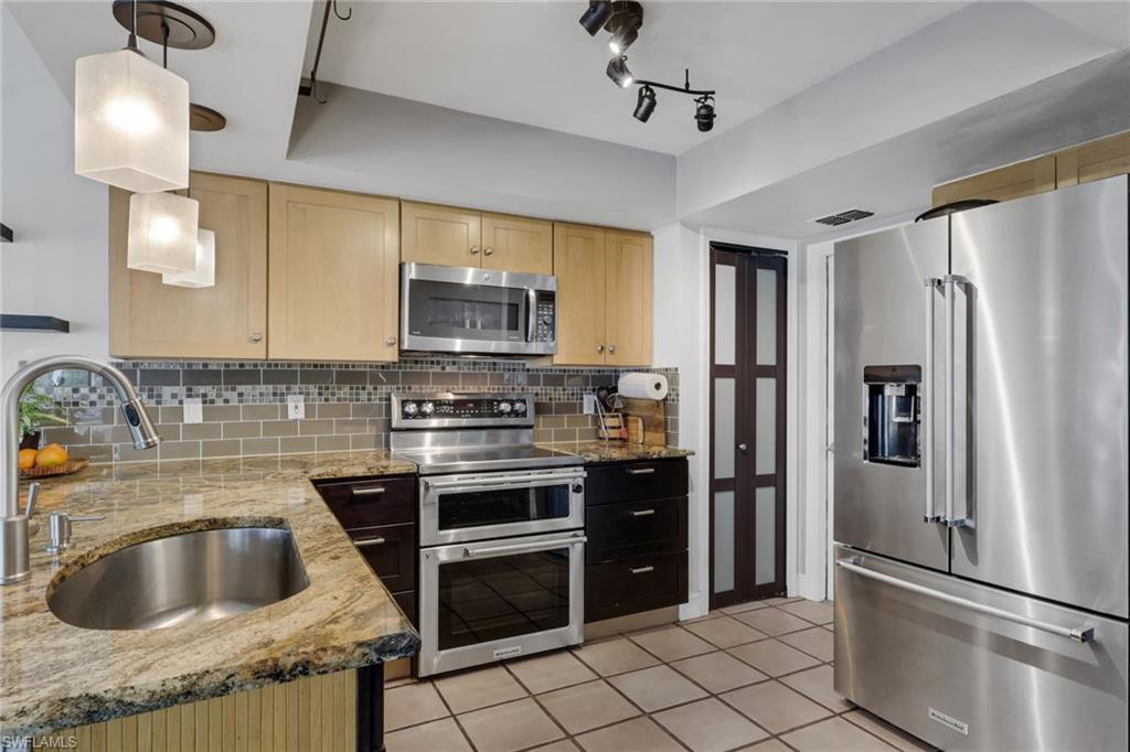 RIVER REACH - Residential