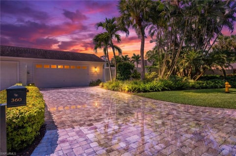 Photo of 360 Edgemere WAY N #25, NAPLES, FL 34105 (MLS # 226026992)