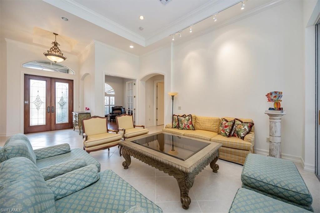 BANYAN WOODS - Residential