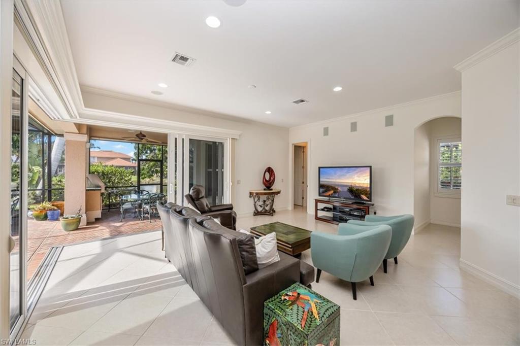 BANYAN WOODS - Residential