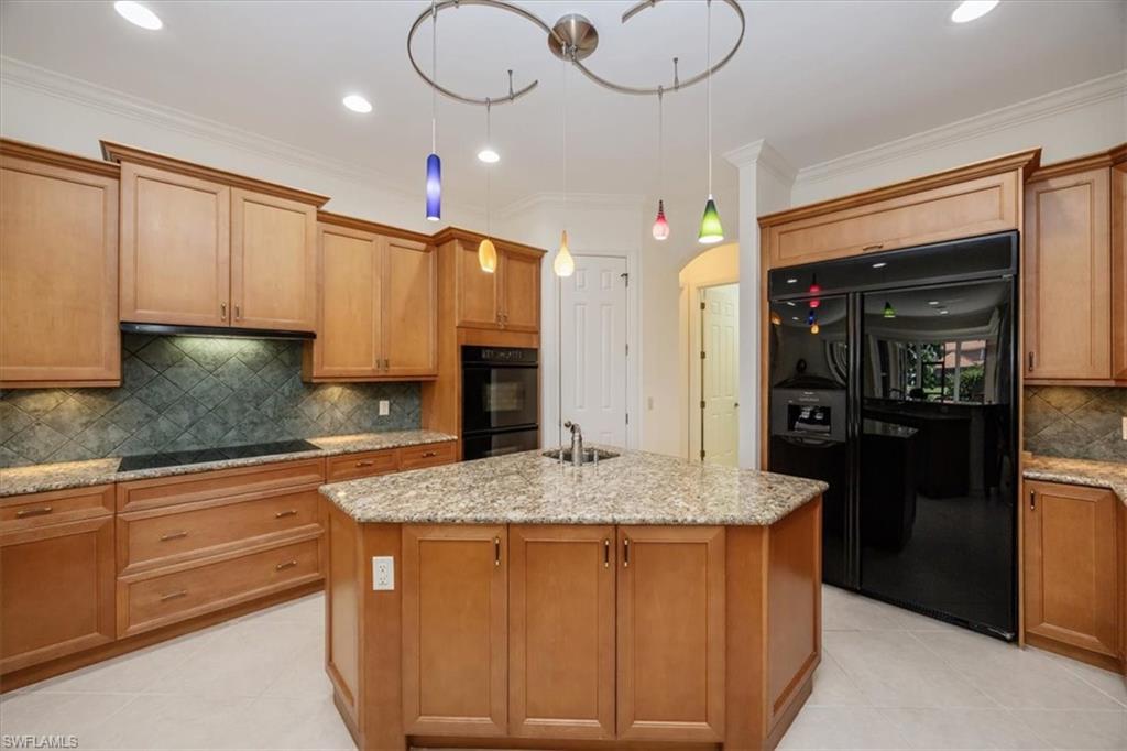 BANYAN WOODS - Residential