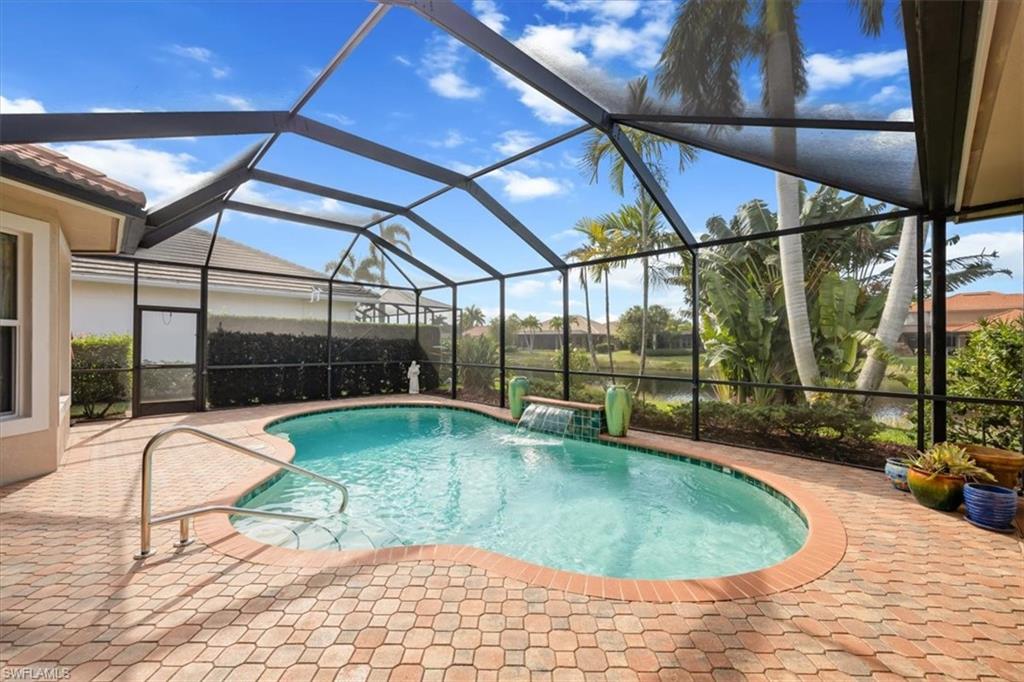 BANYAN WOODS - Residential