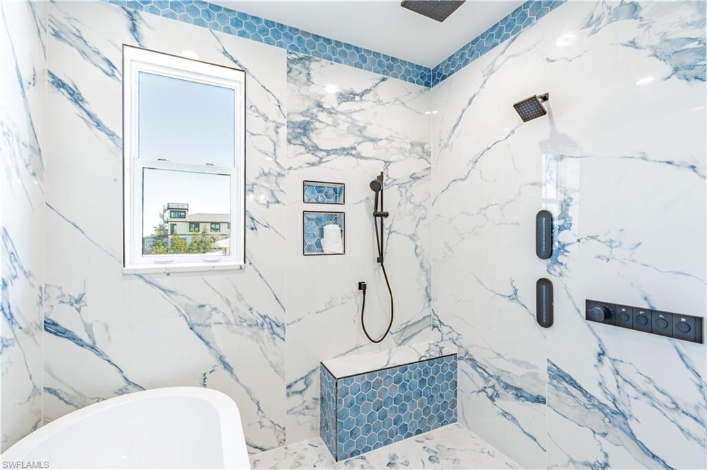 SANTINI CROSS UNREC - Residential