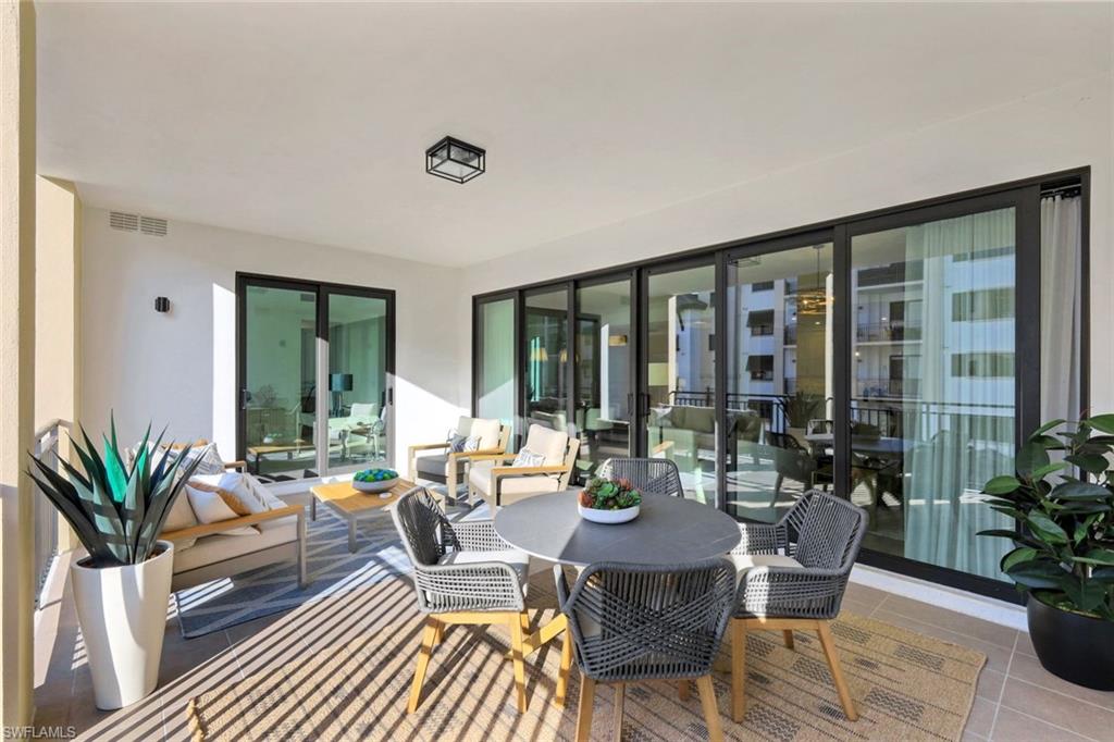 QUATTRO AT NAPLES SQUARE - Residential