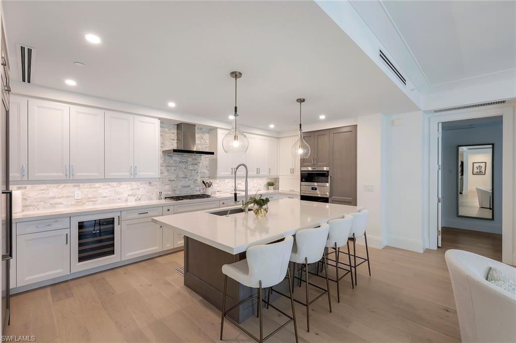 QUATTRO AT NAPLES SQUARE - Residential