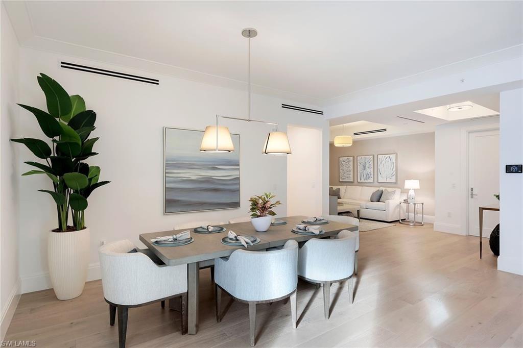 QUATTRO AT NAPLES SQUARE - Residential